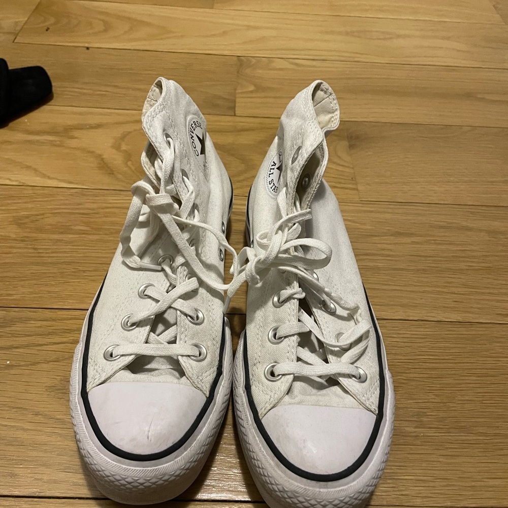 Converse Women's Chuck Taylor All Star Lift Platform